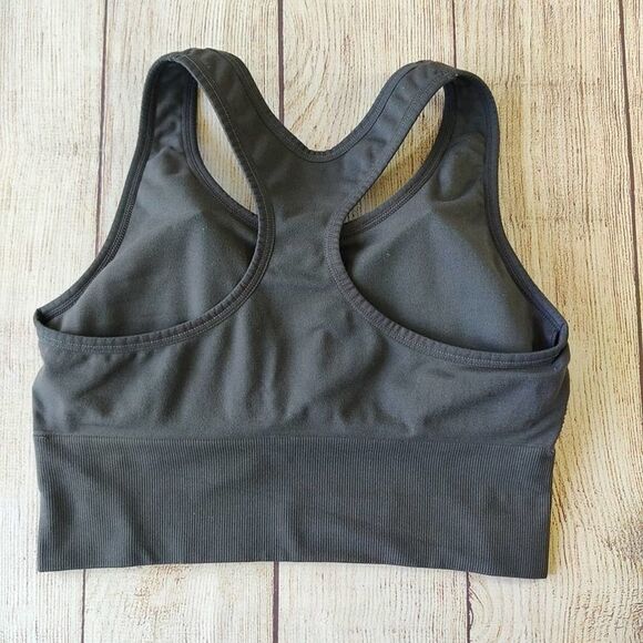 PINK Victoria's Secret Ultimate lightly lined halter sports bra sz S - Picture 2 of 8